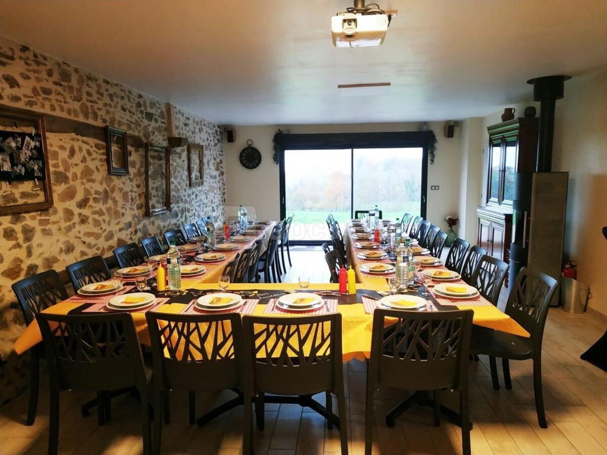 Domaine De La Clauzade Bed & Breakfast Saint-Germain-les-Vergnes Екстериор снимка