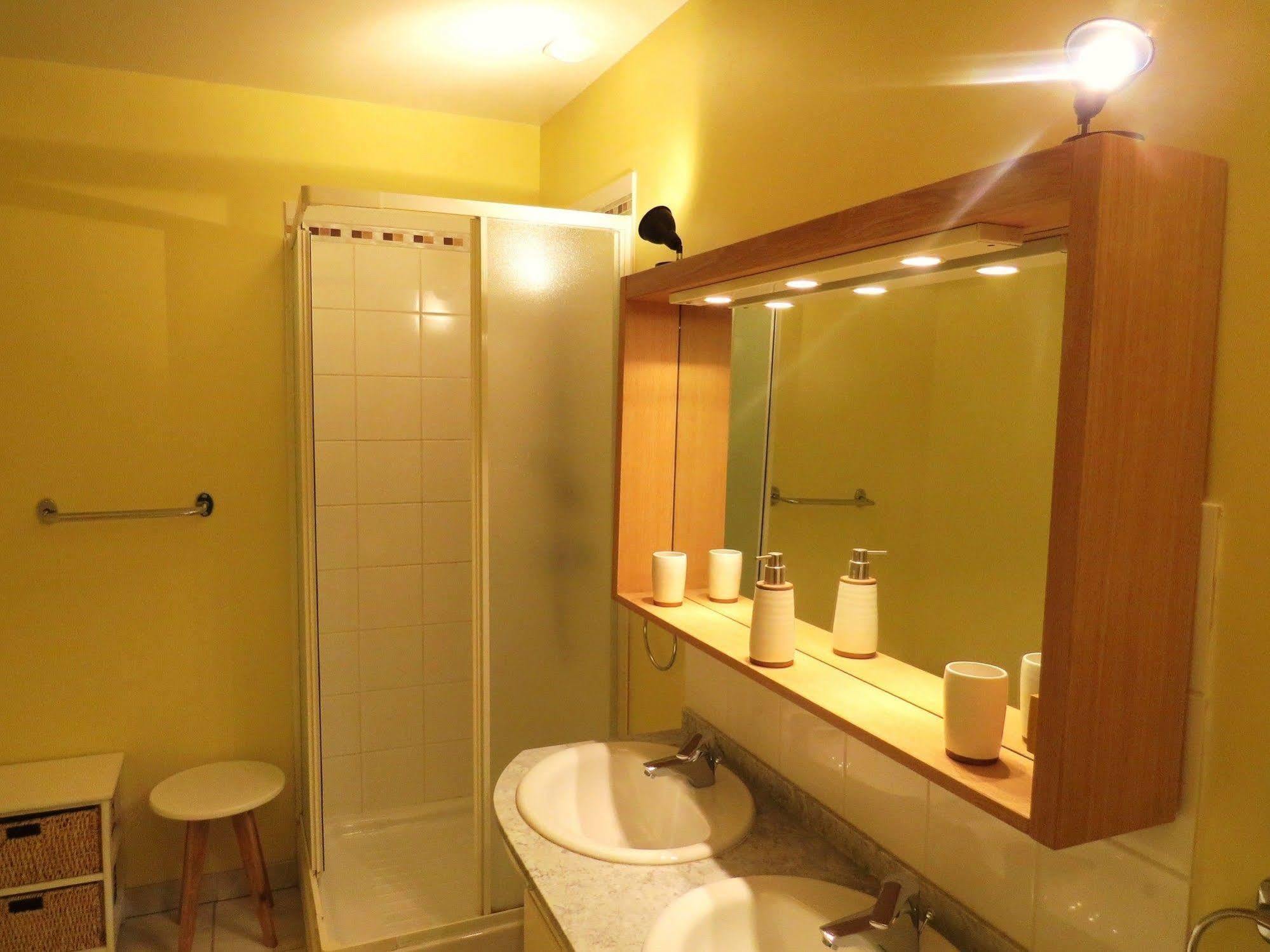 Domaine De La Clauzade Bed & Breakfast Saint-Germain-les-Vergnes Екстериор снимка